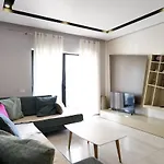 Olive Qerret Apartament Golem (Tirana)